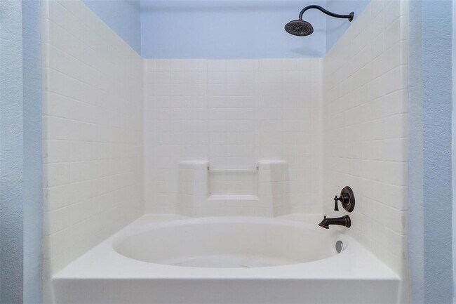 Building Photo - 2722 Via Tivoli