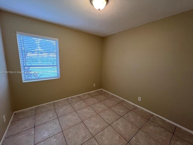 Building Photo - 6580 Winfield Blvd