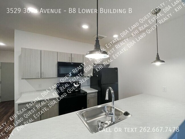 Building Photo - 3529 30th Ave