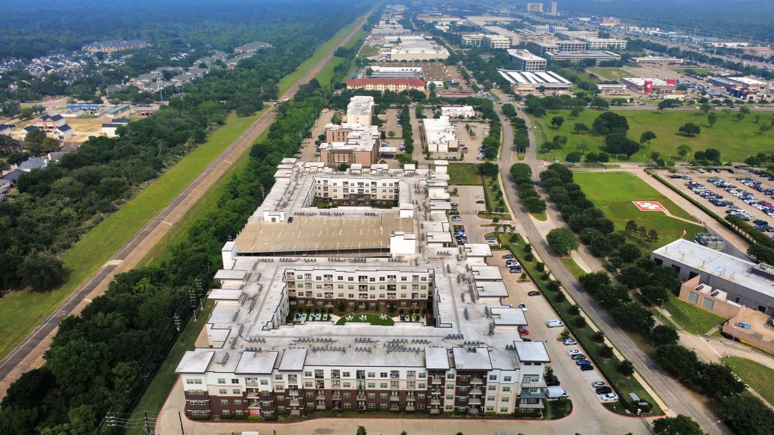 Building Photo - 18210 Park Row Blvd