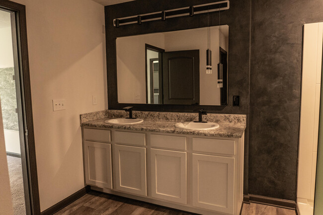 Building Photo - 3476 Sparco Dr