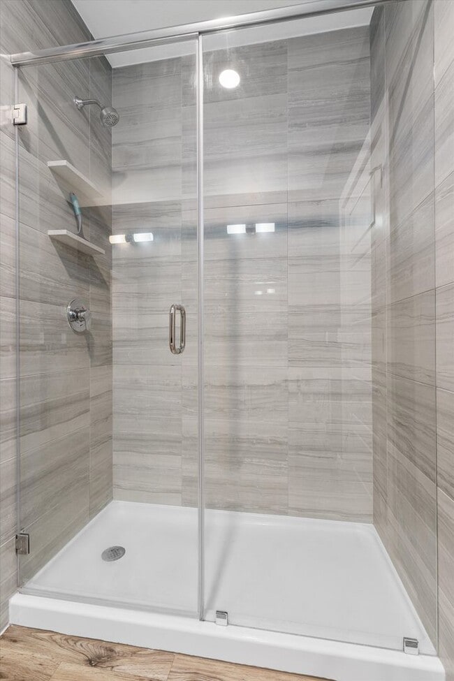 Building Photo - Luxury Burnet Road Condominium For Rent
