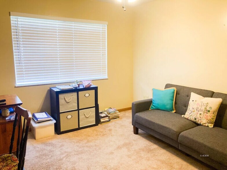 Building Photo - 504 Altamonte Dr