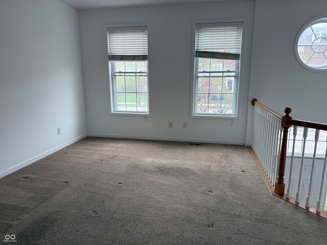 Building Photo - 403 Autumn Dr
