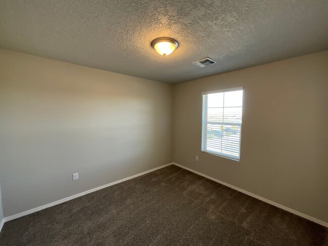 Building Photo - 4 Bedroom Newly Built Home Available Near ...