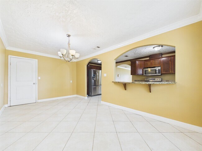 Building Photo - 1213 W Sidnor St