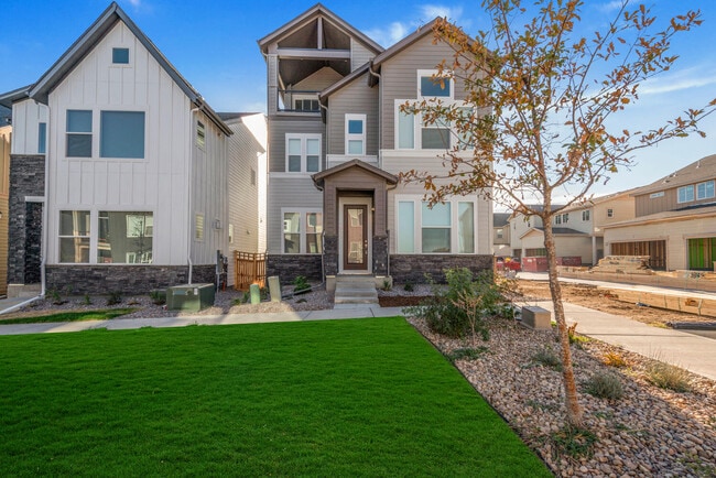 Building Photo - 1964 W 166th Dr