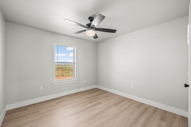 Building Photo - 10519 East C R 7400