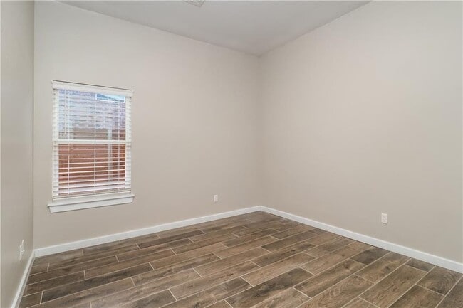 Building Photo - 11233 Paradise Out Ln