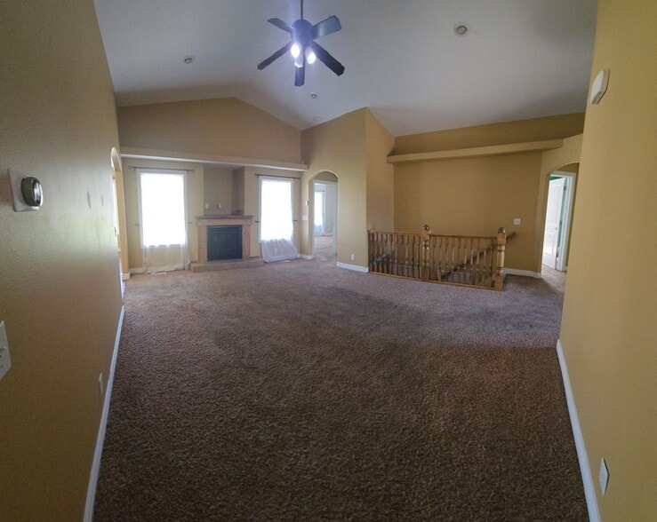 Building Photo - 2664 Clarence Pl