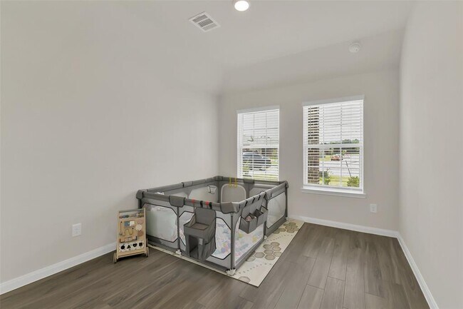 Building Photo - 16659 Olivewood Ln
