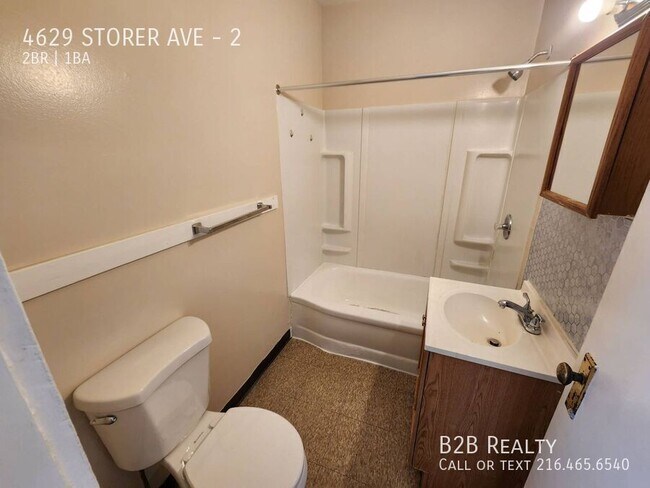 Building Photo - 4629 Storer Ave