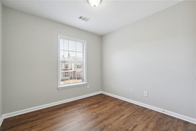 Building Photo - 920 Prestwyck Ct