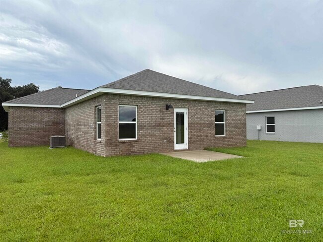 Building Photo - 16334 Tigris Dr