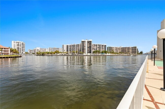 Building Photo - 3800 S Ocean Dr