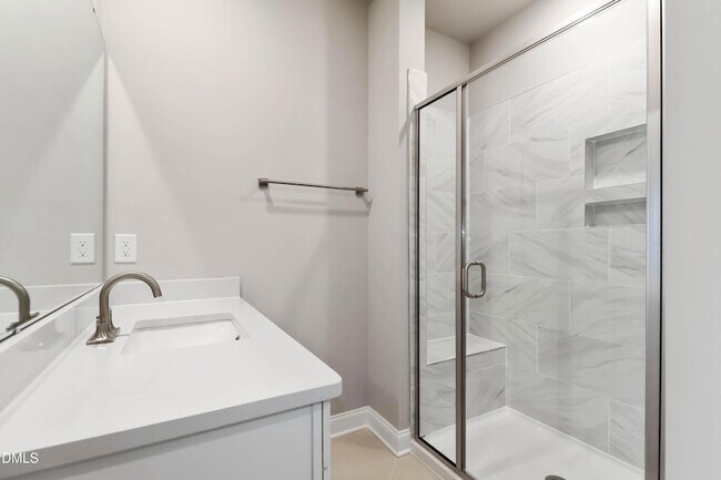 Building Photo - 1245 S Blount St