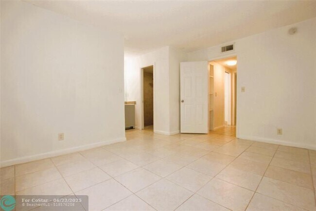 Building Photo - 8795 NW 35th St