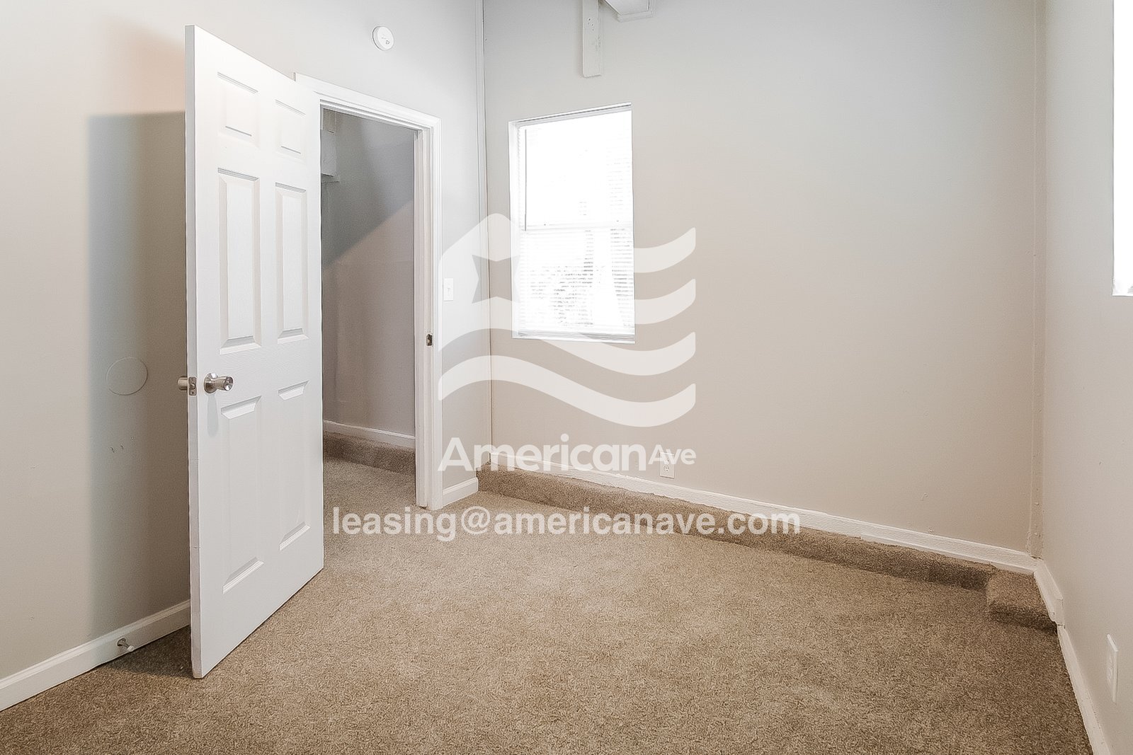 Building Photo - 2456 N Cheyenne Ave