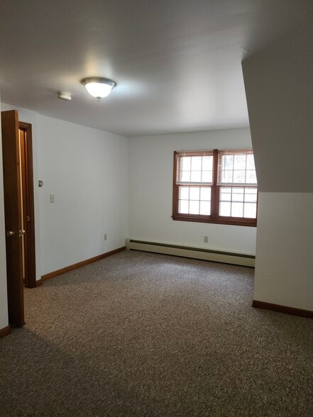 Master Bedroom - 3 Tiffany Ln