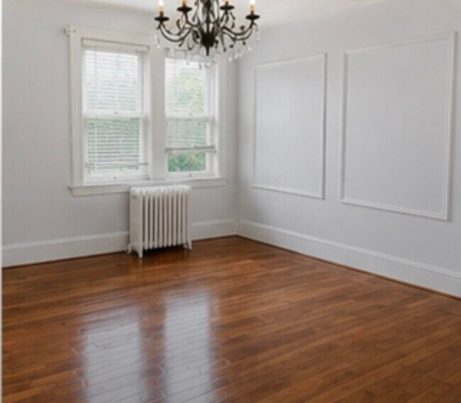 Building Photo - 142 W 27th St