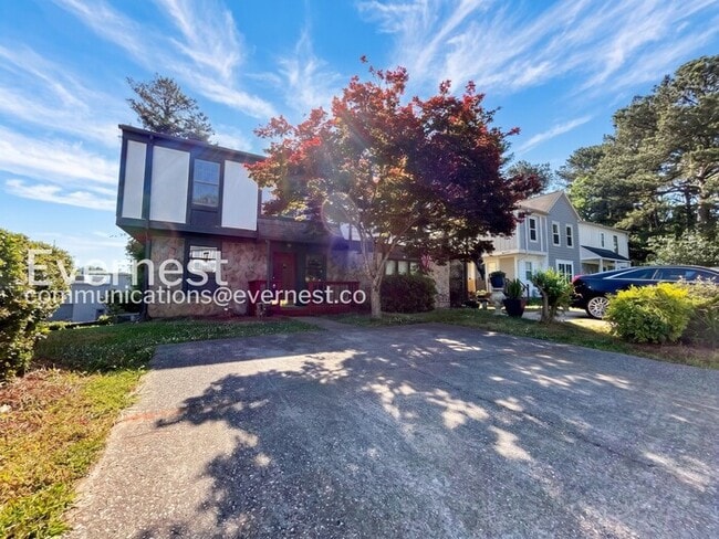 Building Photo - 1174 Ridgecrest Ln SE