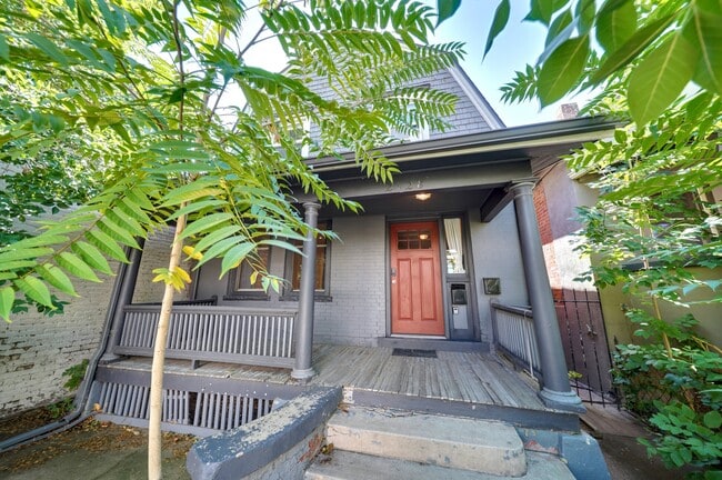 Primary Photo - 2528 W 23rd Ave