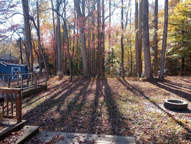 Building Photo - 3 Bedroom, 3 Bath Single Family Home for Rent