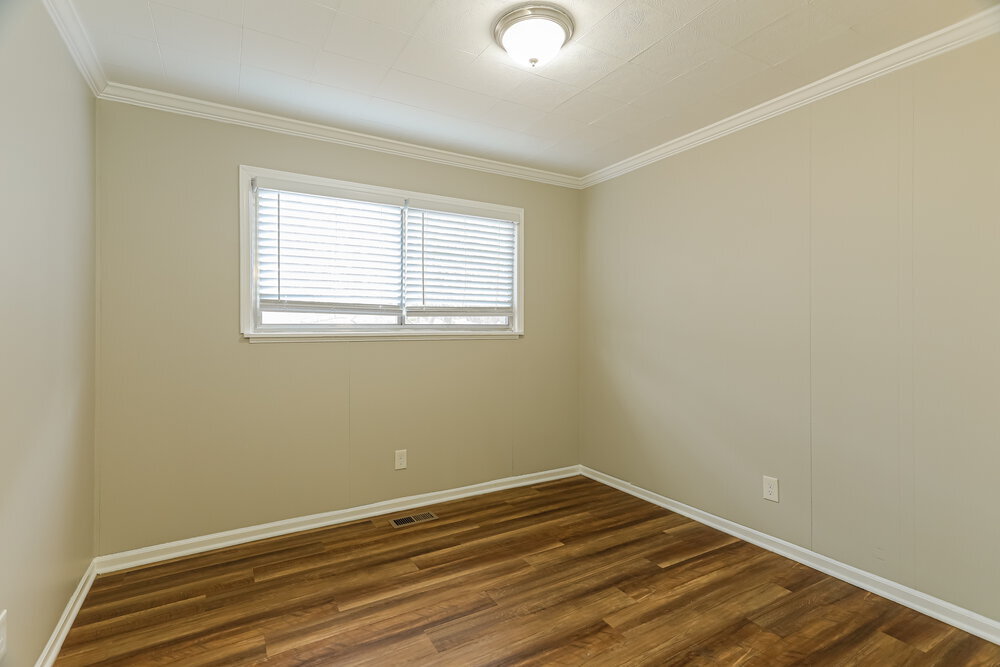 Building Photo - 1217 Turf Dr