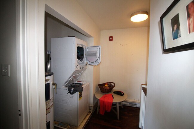Building Photo - Newly renovated one bedroom unit in a great location in Brewerytown