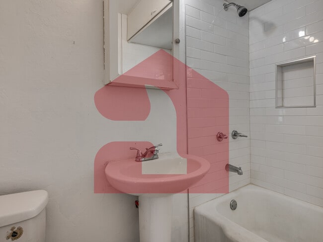 Building Photo - 2017 Downing St