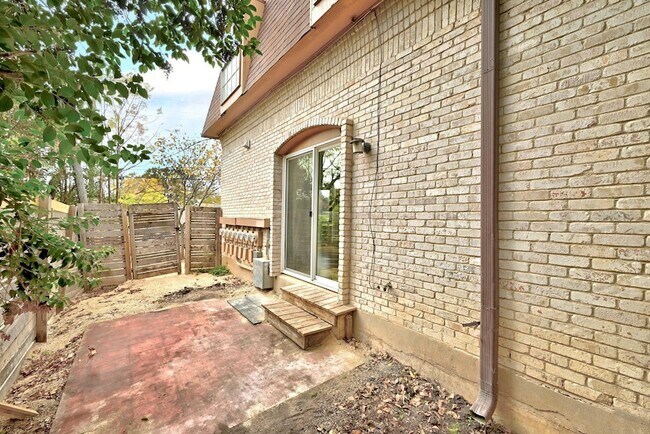 Building Photo - 7801 Shoal Creek Blvd