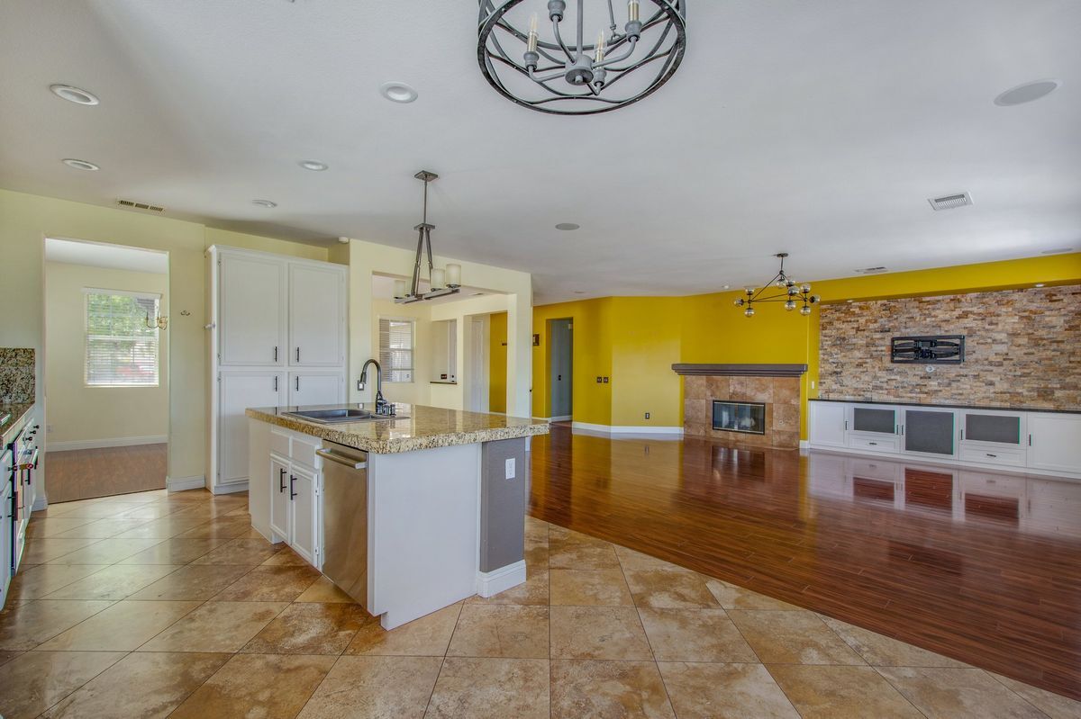 Building Photo - 4293 Sotogrande Cir