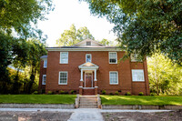Building Photo - 111 E Screven St