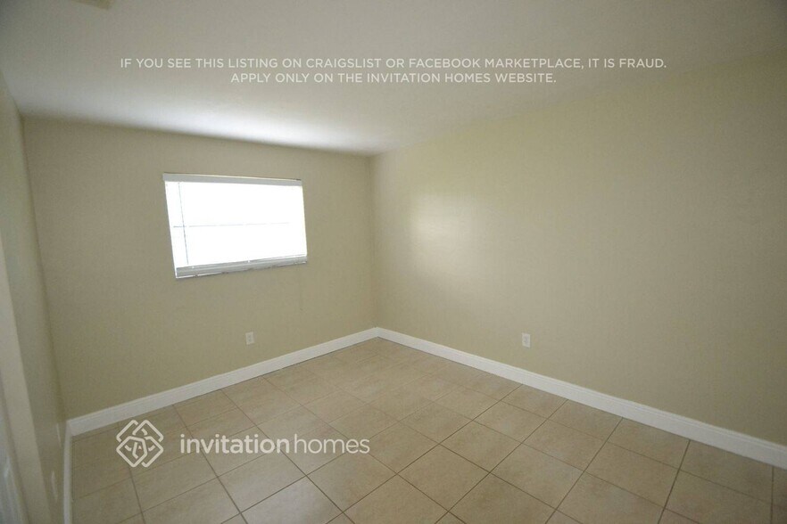 Building Photo - 8469 Windsor Dr