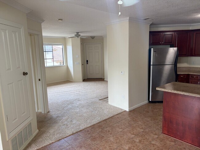 Building Photo - 3553 Paseo de Francisco