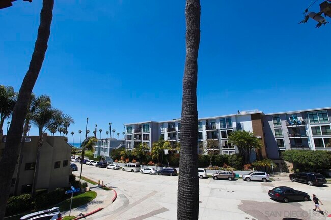 Building Photo - 8121 Camino del Sol