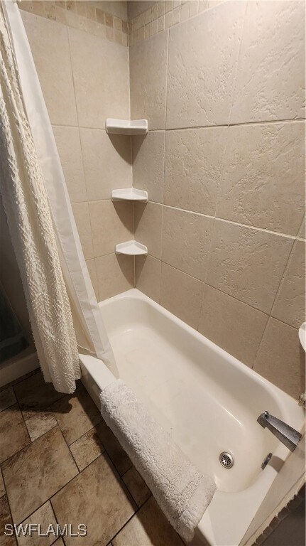 Building Photo - 521 Whitewater Way