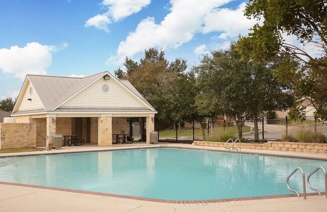 Building Photo - Beautiful 2 Story Home in Hanover Cove!