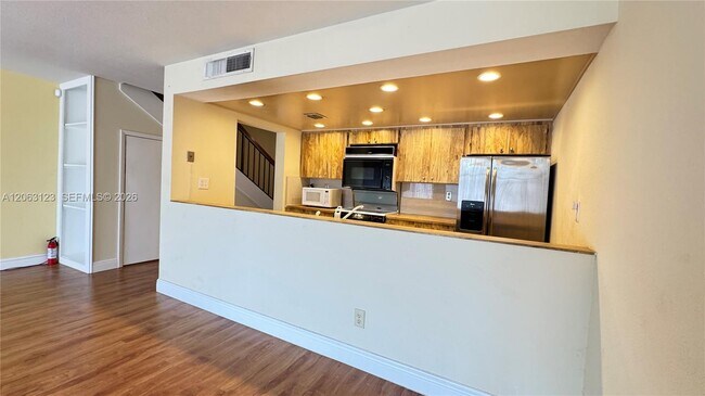 Building Photo - 1151 Windward Dr
