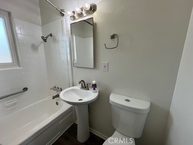 Building Photo - 686 E Cottonwood Rd