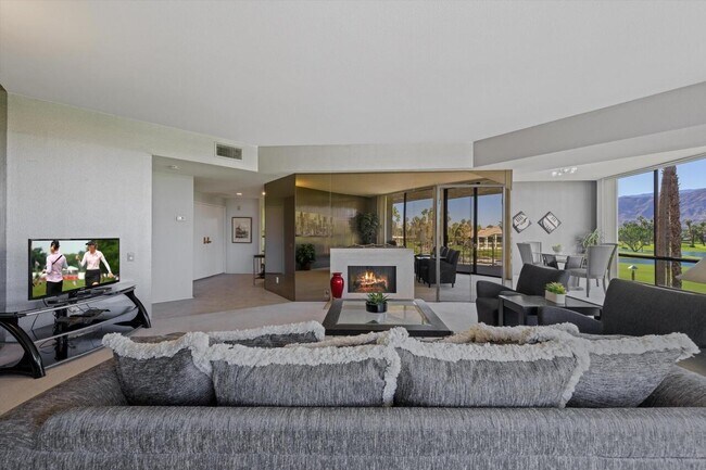 Building Photo - 910 Island Dr