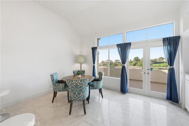 Building Photo - 35 Costa Brava