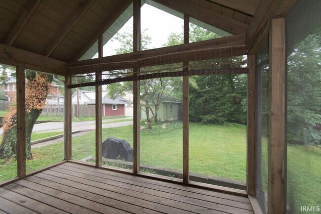 Building Photo - Charming 3BR House in Bloomington