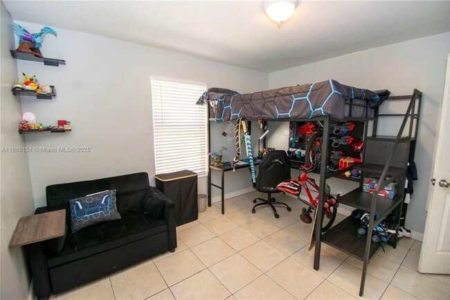 Building Photo - 2317 Liberty St