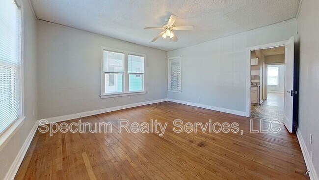 Building Photo - 938 Cordova Pl
