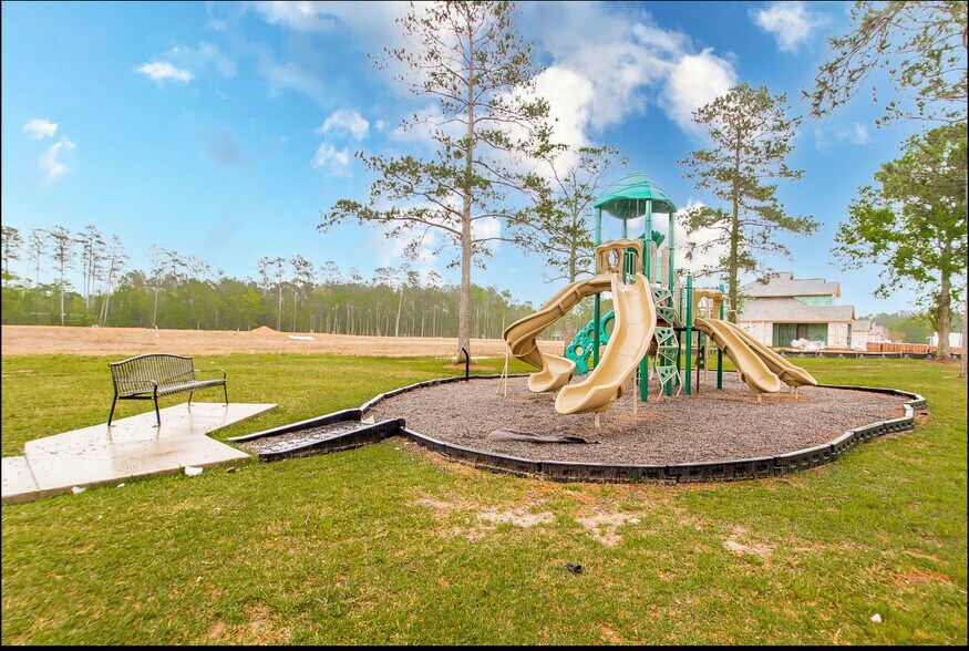 Building Photo - 18176 Fox Hollow Loop