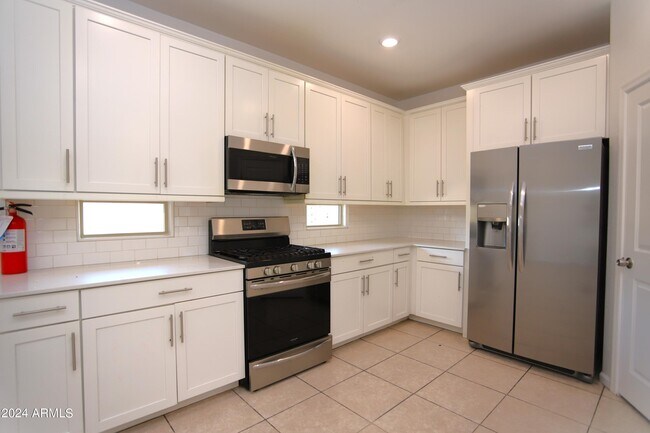 Building Photo - 9210 W Willow Bend Ln