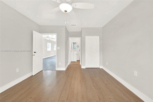 Building Photo - 10410 NW 28th Ave
