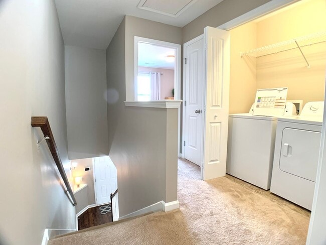 Building Photo - 308 Sam Houston Cir