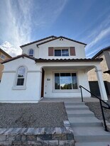 Building Photo - 499 S Soho Ln
